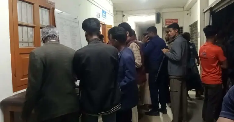 নিহতদের স্বজনরা